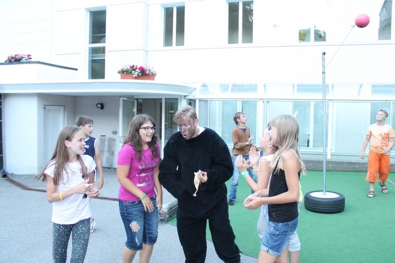 Village Camps International Summer Camp Leysin, Switzerland 2026-07-14 https://www.villagecamps.com/journals_admin/images/699-34-petting zoo (47).jpg